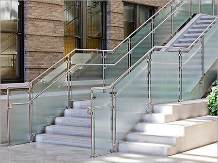 Glass Railing Fabrication Service